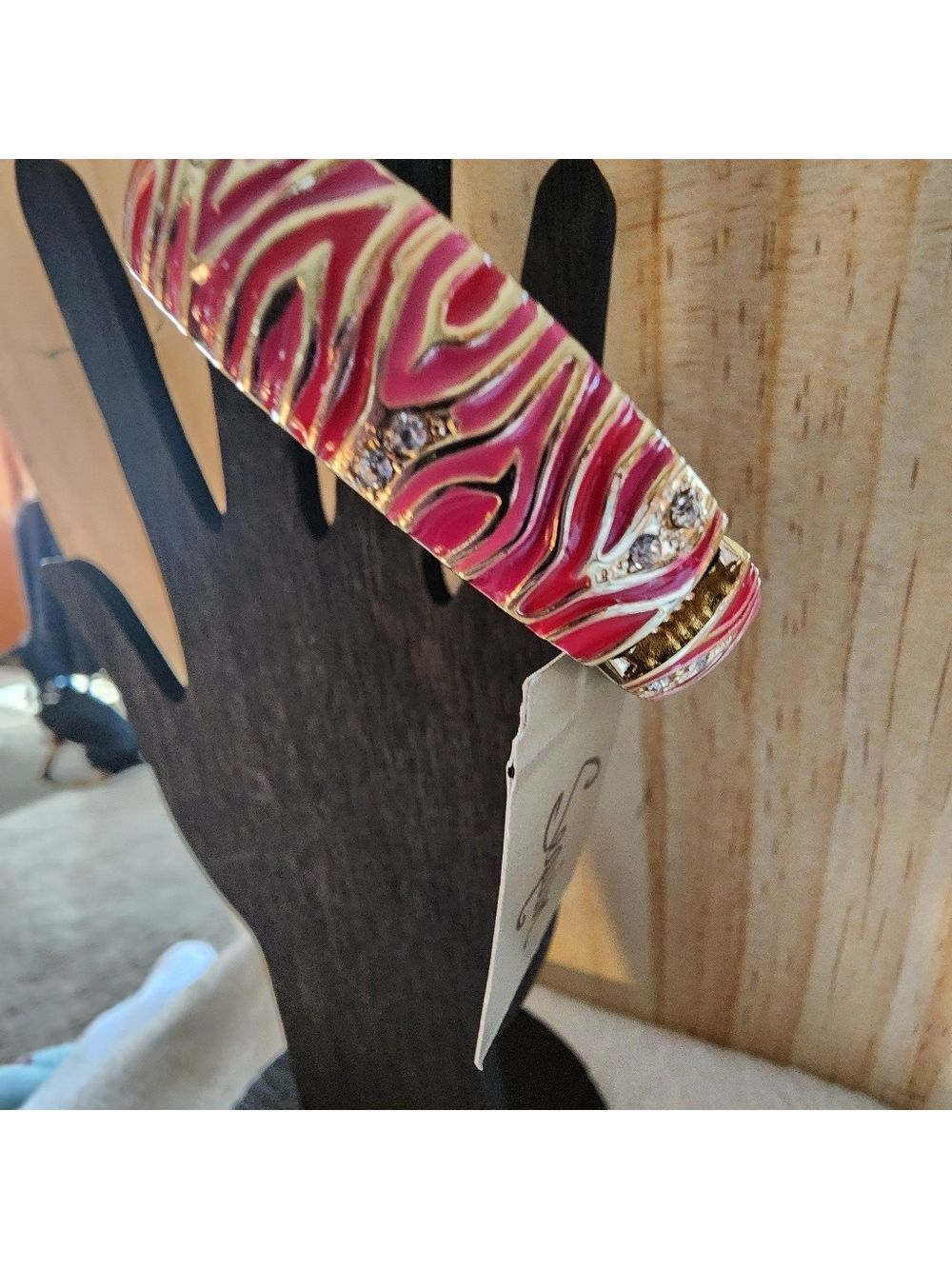 STUNNING Sequin™ Pink Zebra Enamel & Crystal Hinged Bangle Bracelet NWT - Picture 5 of 5